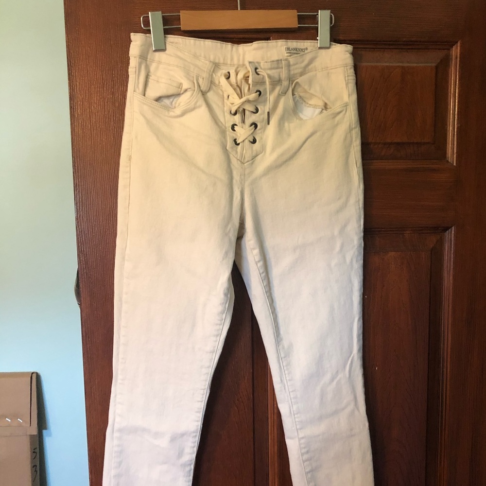 Skinny leg beige jeans